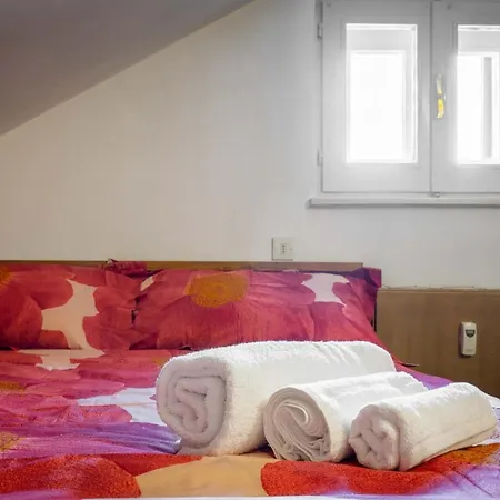 Apartment Tre Minuti Dalle Piste Wifi Comodo Per 4 Ospiti Molto Caratteristico